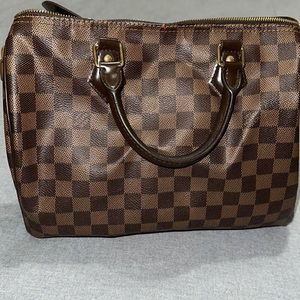 Louis Vuitton Speedy 30